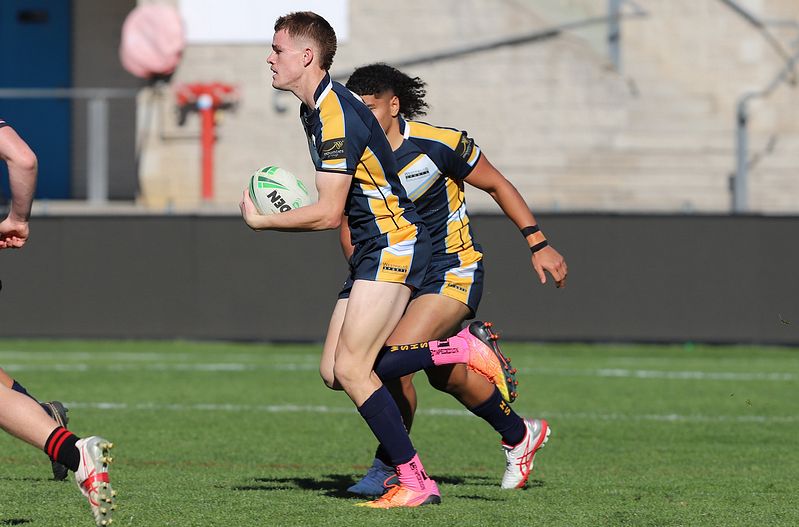 SBC R2 ENDEAVOUR vs WESTFIELDS
