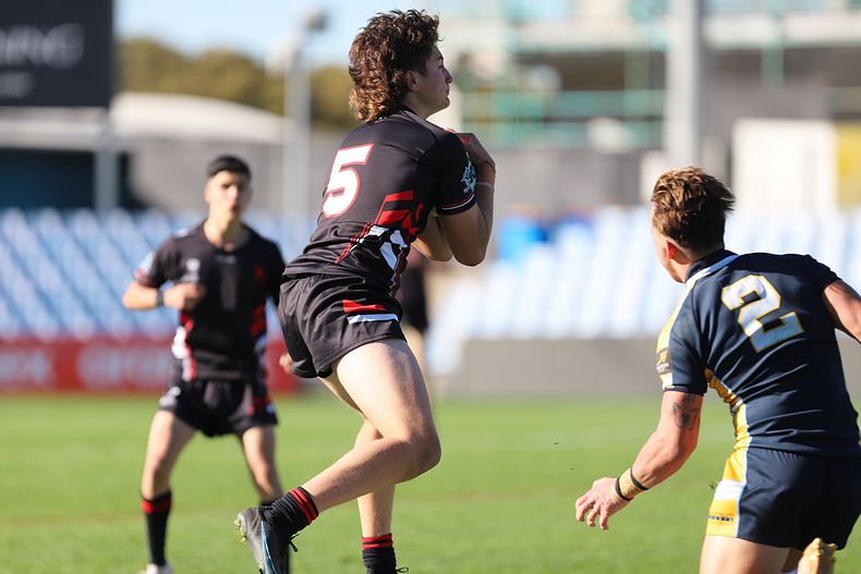 SBC R2 ENDEAVOUR vs WESTFIELDS
