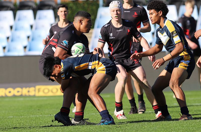 SBC R2 ENDEAVOUR vs WESTFIELDS