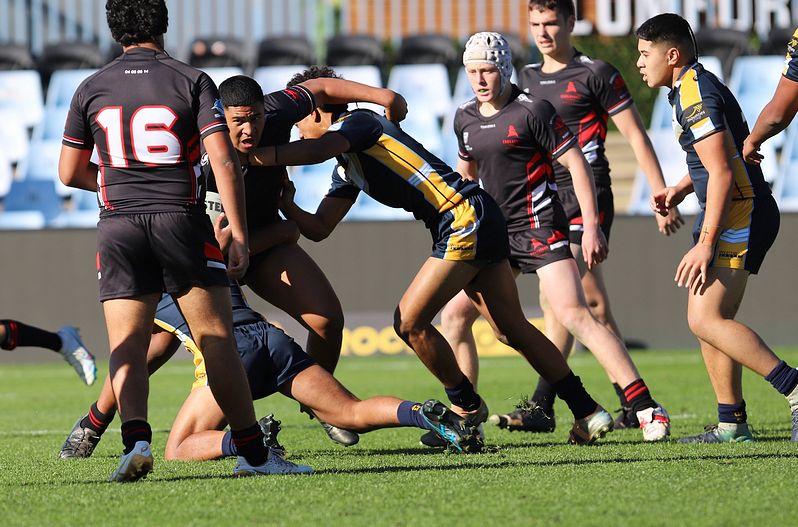SBC R2 ENDEAVOUR vs WESTFIELDS