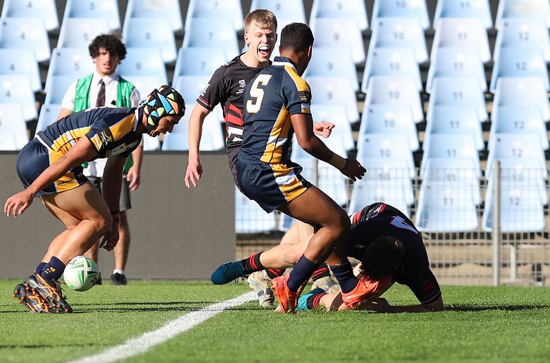 SBC R2 ENDEAVOUR vs WESTFIELDS