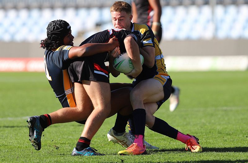 SBC R2 ENDEAVOUR vs WESTFIELDS