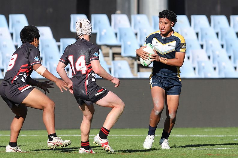 SBC R2 ENDEAVOUR vs WESTFIELDS