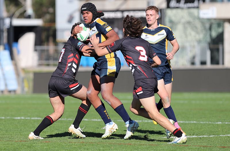 SBC R2 ENDEAVOUR vs WESTFIELDS