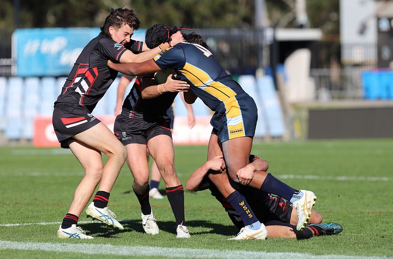 SBC R2 ENDEAVOUR vs WESTFIELDS