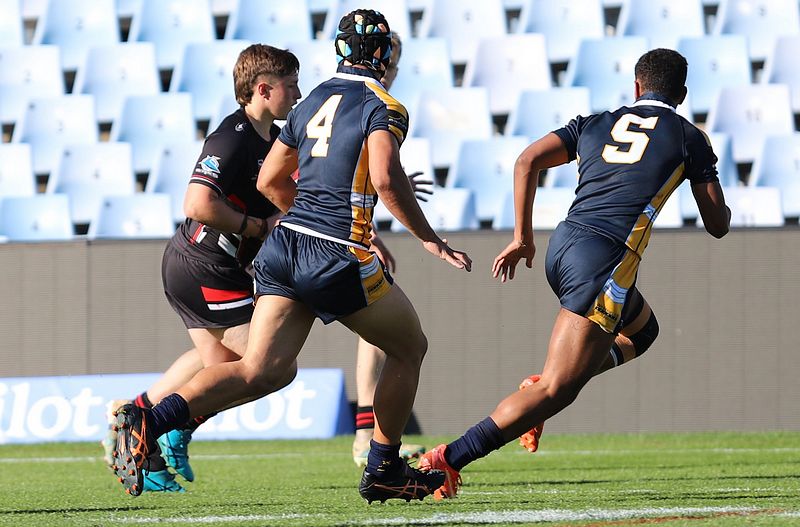 SBC R2 ENDEAVOUR vs WESTFIELDS