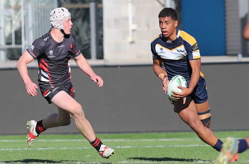 SBC R2 ENDEAVOUR vs WESTFIELDS
