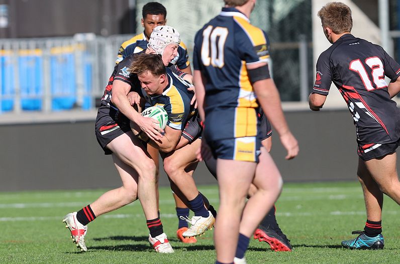 SBC R2 ENDEAVOUR vs WESTFIELDS