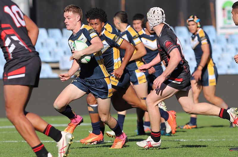 SBC R2 ENDEAVOUR vs WESTFIELDS