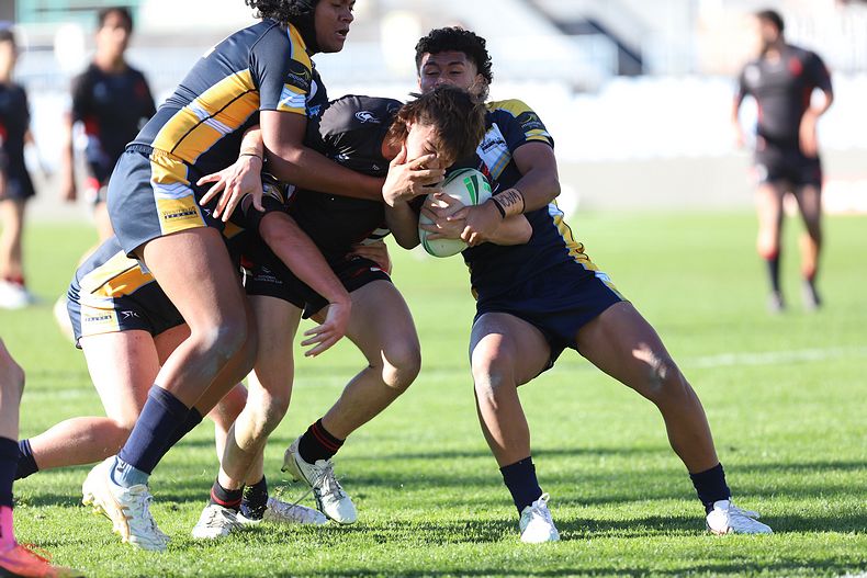 SBC R2 ENDEAVOUR vs WESTFIELDS