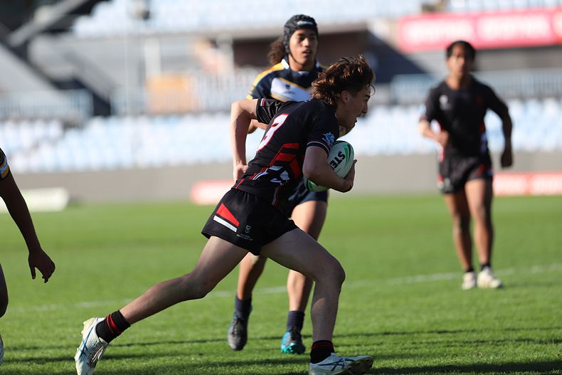 SBC R2 ENDEAVOUR vs WESTFIELDS
