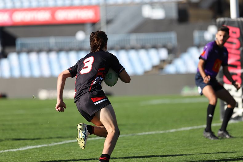 SBC R2 ENDEAVOUR vs WESTFIELDS