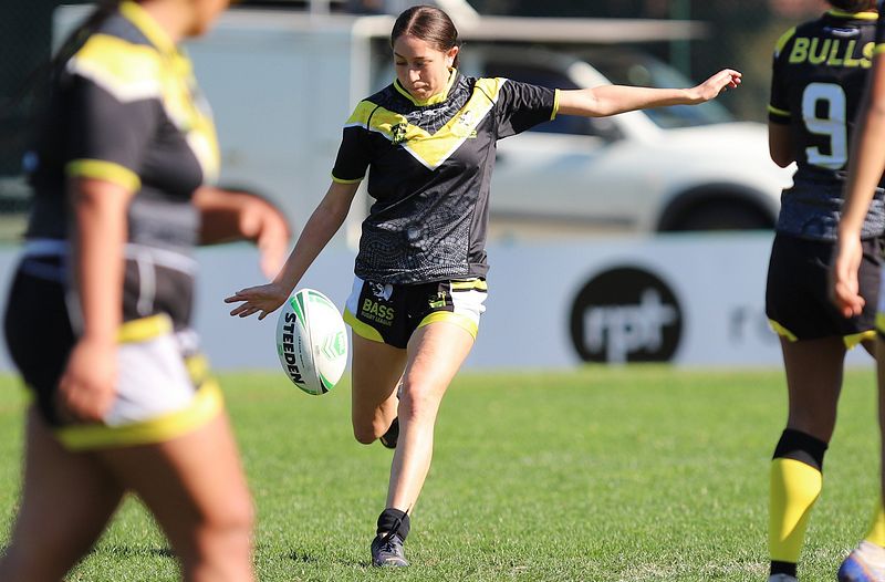 Schoolgirl Cup Bass v Hills