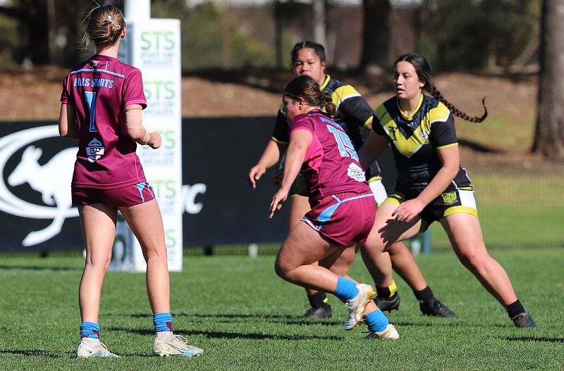 Schoolgirl Cup Bass v Hills