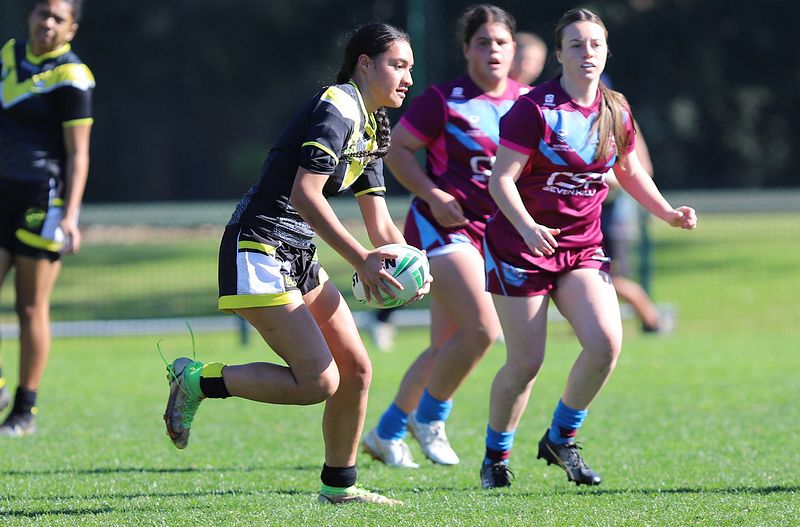 Schoolgirl Cup Bass v Hills