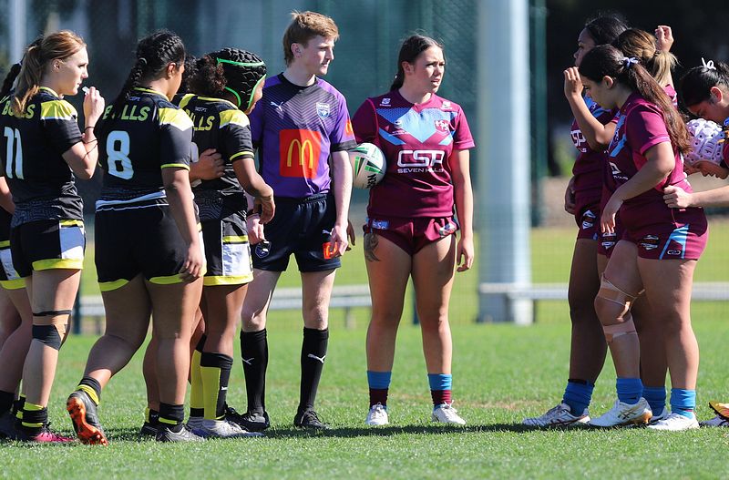 Schoolgirl Cup Bass v Hills