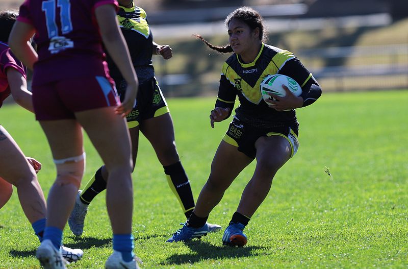 Schoolgirl Cup Bass v Hills