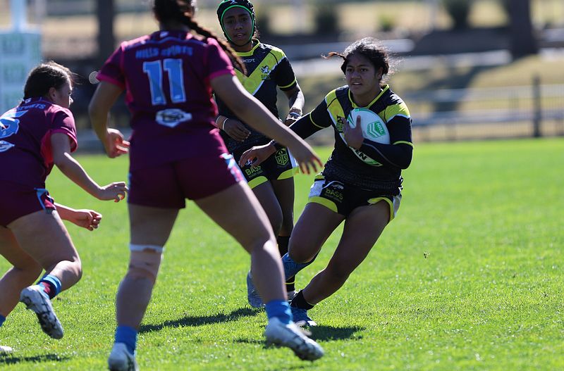 Schoolgirl Cup Bass v Hills