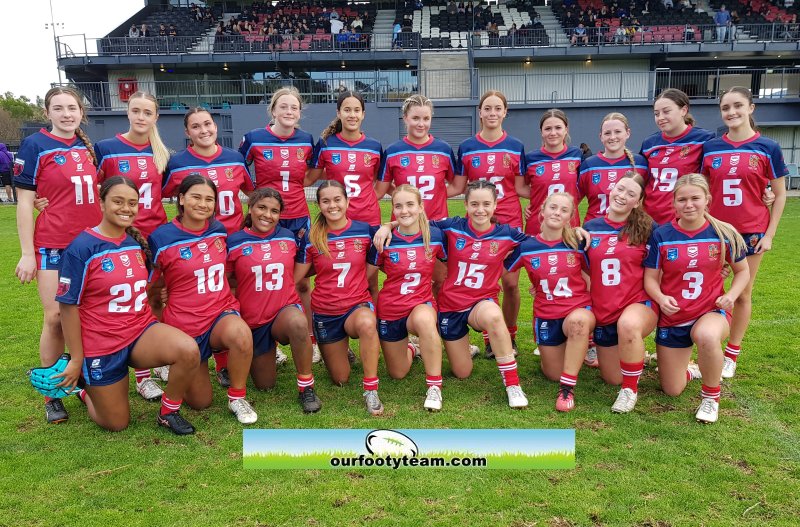 u16 Schoolgirls D1 RED v GOLD