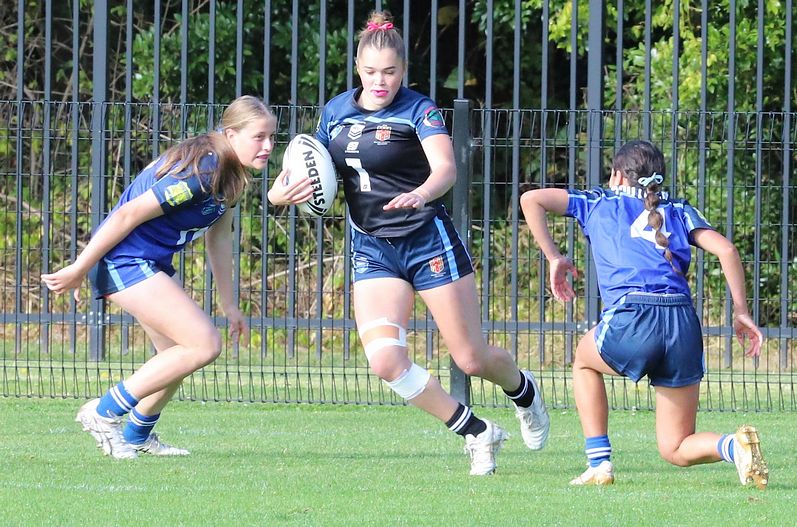 u16 Schoolgirls  SOUTHERN v WESTERN