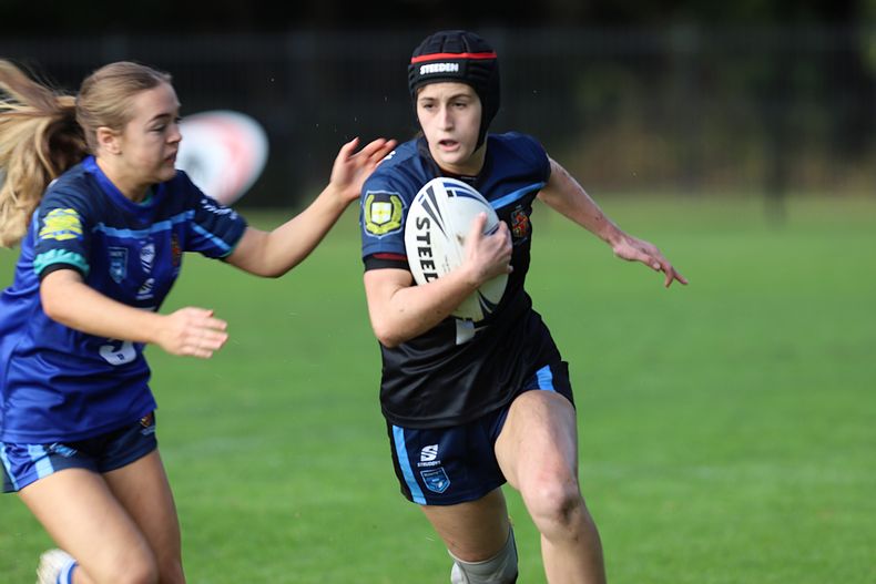 u16 Schoolgirls  SOUTHERN v WESTERN