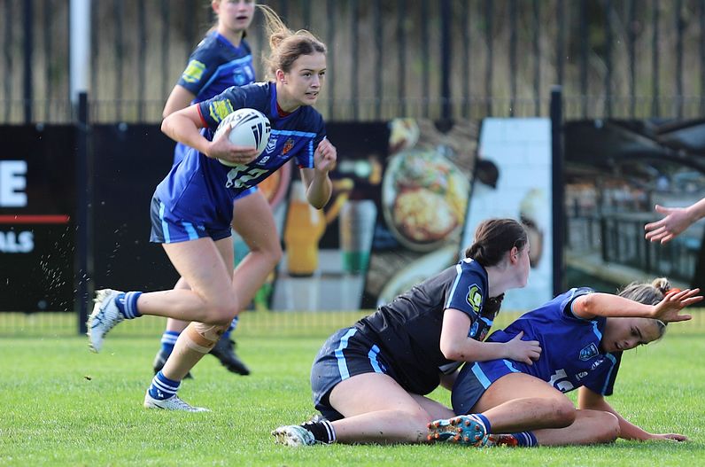 u16 Schoolgirls  SOUTHERN v WESTERN