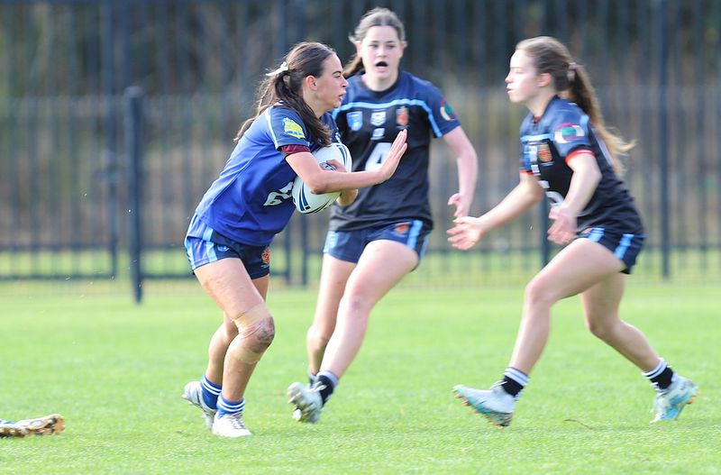 u16 Schoolgirls  SOUTHERN v WESTERN