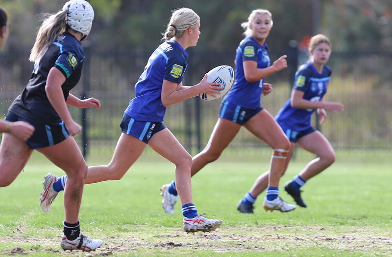 u16 Schoolgirls  SOUTHERN v WESTERN