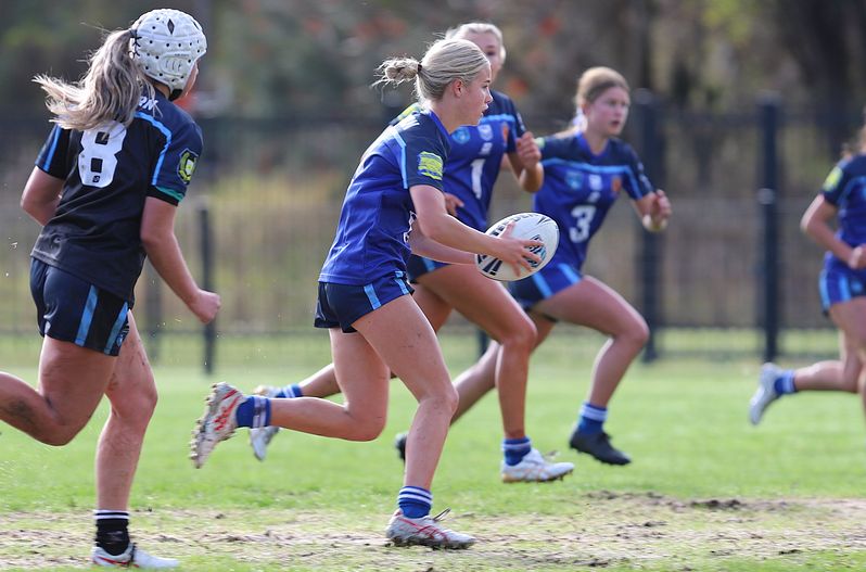 u16 Schoolgirls  SOUTHERN v WESTERN