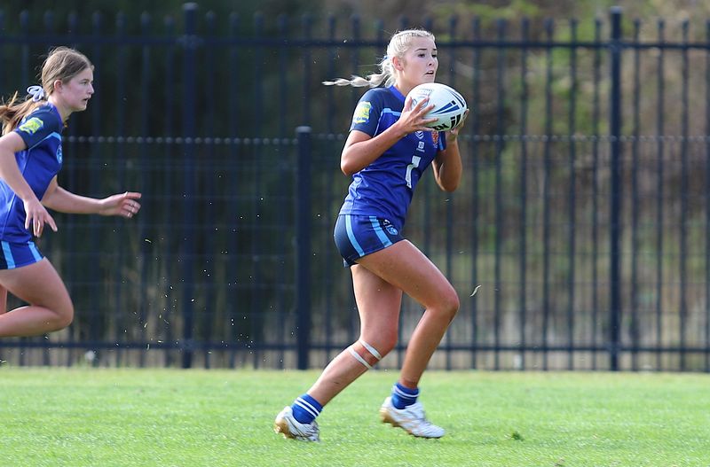 u16 Schoolgirls  SOUTHERN v WESTERN