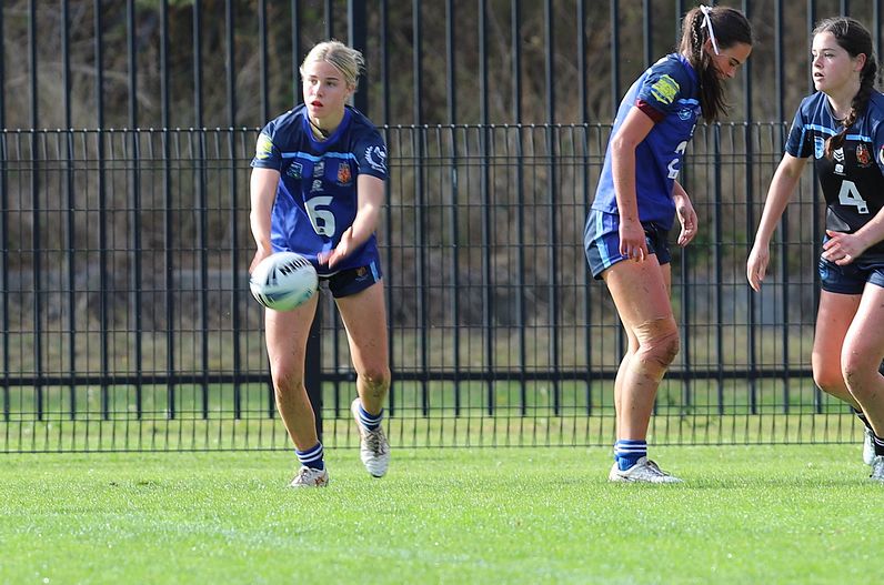u16 Schoolgirls  SOUTHERN v WESTERN