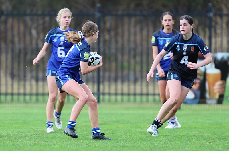 u16 Schoolgirls  SOUTHERN v WESTERN