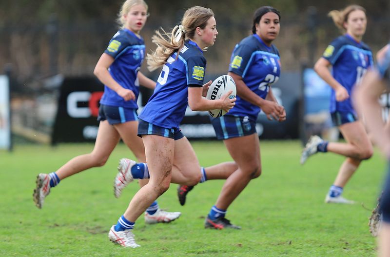 u16 Schoolgirls  SOUTHERN v WESTERN