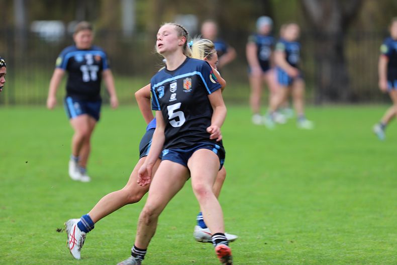 u16 Schoolgirls  SOUTHERN v WESTERN