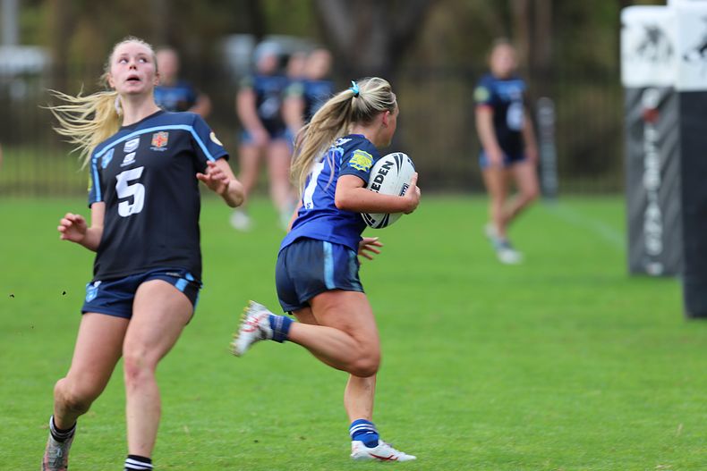 u16 Schoolgirls  SOUTHERN v WESTERN