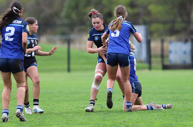 u16 Schoolgirls  SOUTHERN v WESTERN