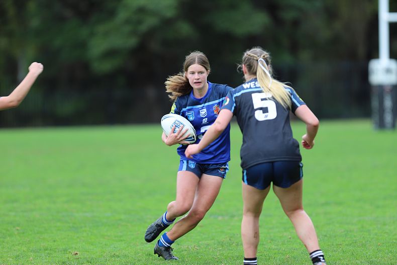 u16 Schoolgirls  SOUTHERN v WESTERN