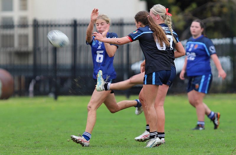 u16 Schoolgirls  SOUTHERN v WESTERN