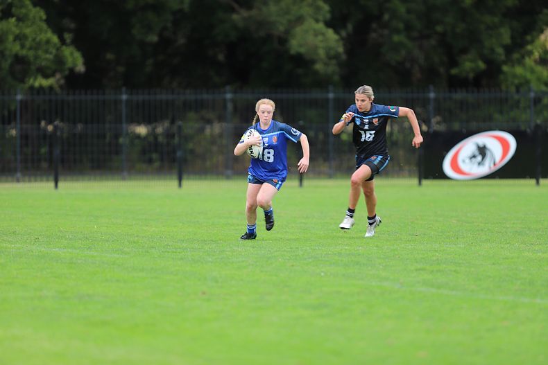 u16 Schoolgirls  SOUTHERN v WESTERN