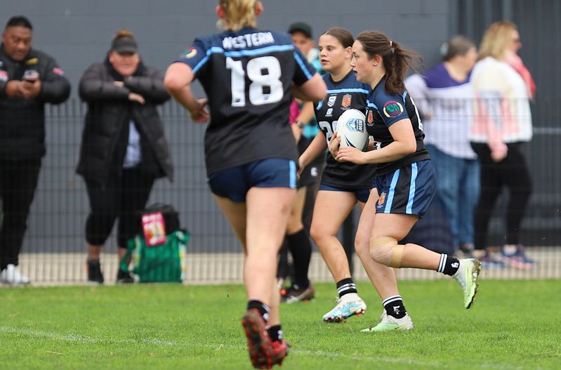 u16 Schoolgirls  SOUTHERN v WESTERN