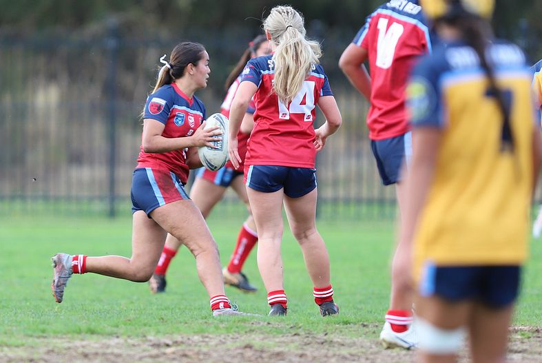 u16 Schoolgirls D1 RED v GOLD