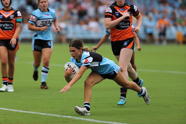LFC Rnd 1 SHARKS vs WESTSTIGERS