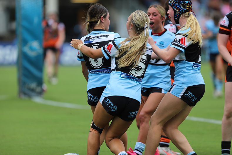 LFC Rnd 1 SHARKS vs WESTSTIGERS