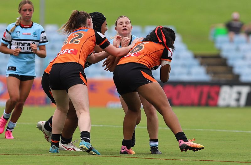 LFC Rnd 1 SHARKS vs WESTSTIGERS