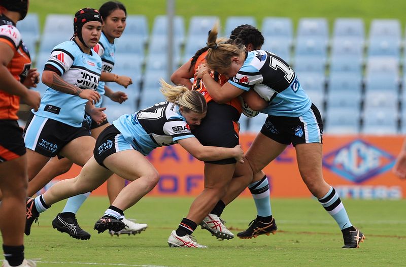 LFC Rnd 1 SHARKS vs WESTSTIGERS