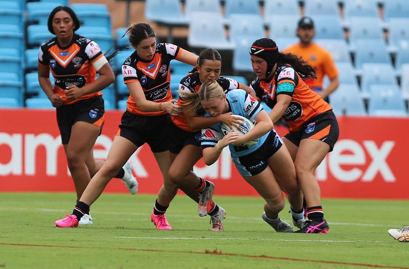 LFC Rnd 1 SHARKS vs WESTSTIGERS