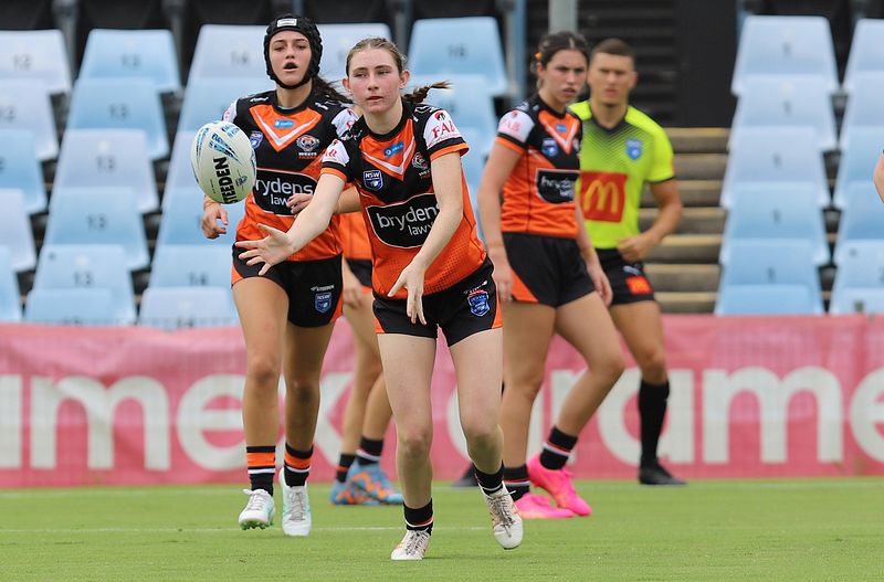 LFC Rnd 1 SHARKS vs WESTSTIGERS
