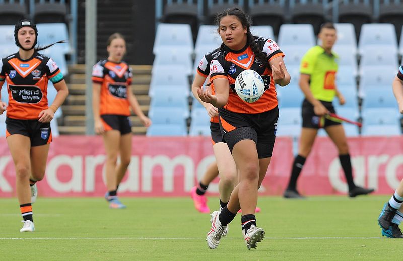 LFC Rnd 1 SHARKS vs WESTSTIGERS