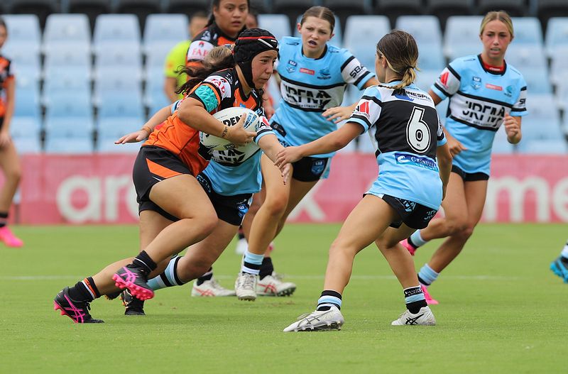 LFC Rnd 1 SHARKS vs WESTSTIGERS