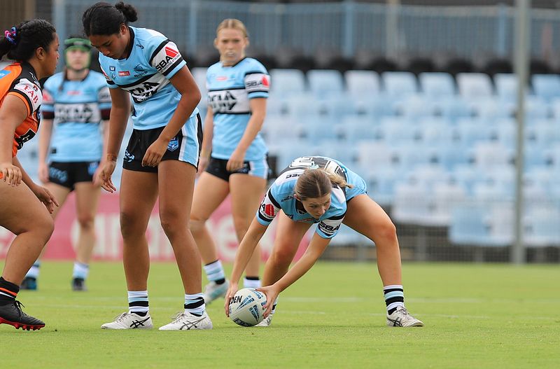 LFC Rnd 1 SHARKS vs WESTSTIGERS